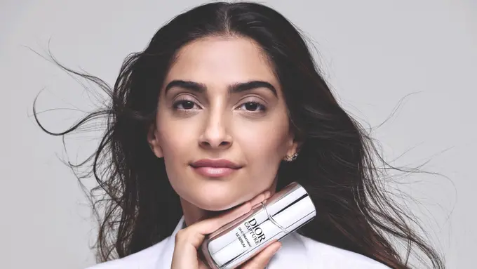 Pesona Dior Capture Ambassador dalam Pemotretan Kampanye Terbaru, Glenn Close hingga Sonam Kapoor