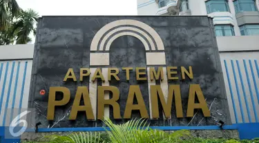 Apartemen Parama yang berada di Cilandak ternyata bermasalah, Jakarta, Selasa (16/8). Apartemen itu telah disegel sejak tanggal 14 Maret 2016 karena tidak memiliki Sertifikat Layak Fungsi (SLF). (Liputan6.com/Gempur M Surya)