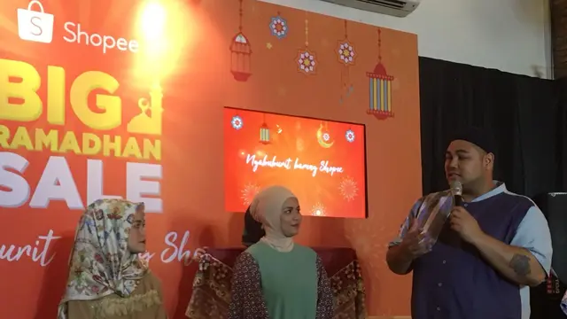 [Bintang] Tawarkan Hijab Mandjha, Ivan Gunawan Jual Baju Muslim dengan Harga Murah di E-Commerce Ini