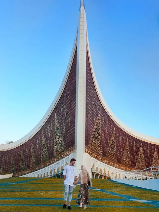 Ammar Zoni dan Irish Bella