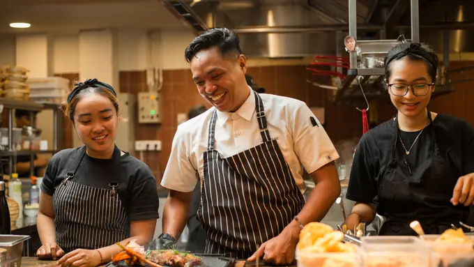 Eksplorasi Kuliner Indonesia dengan Cita Rasa Modern Bersama Chef Glennaldy Erari