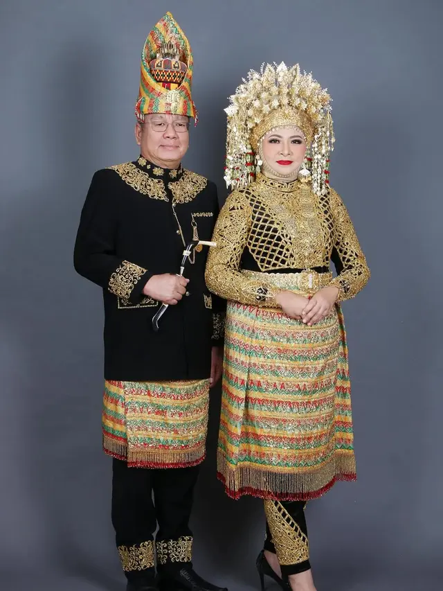 Pakaian adat Aceh Ulee Balang (Foto: Instagram @windyprihastari)