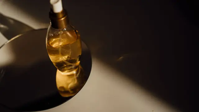 Memanfaatkan Minyak Esensial Alami sebagai Pengganti Saraf Aroma