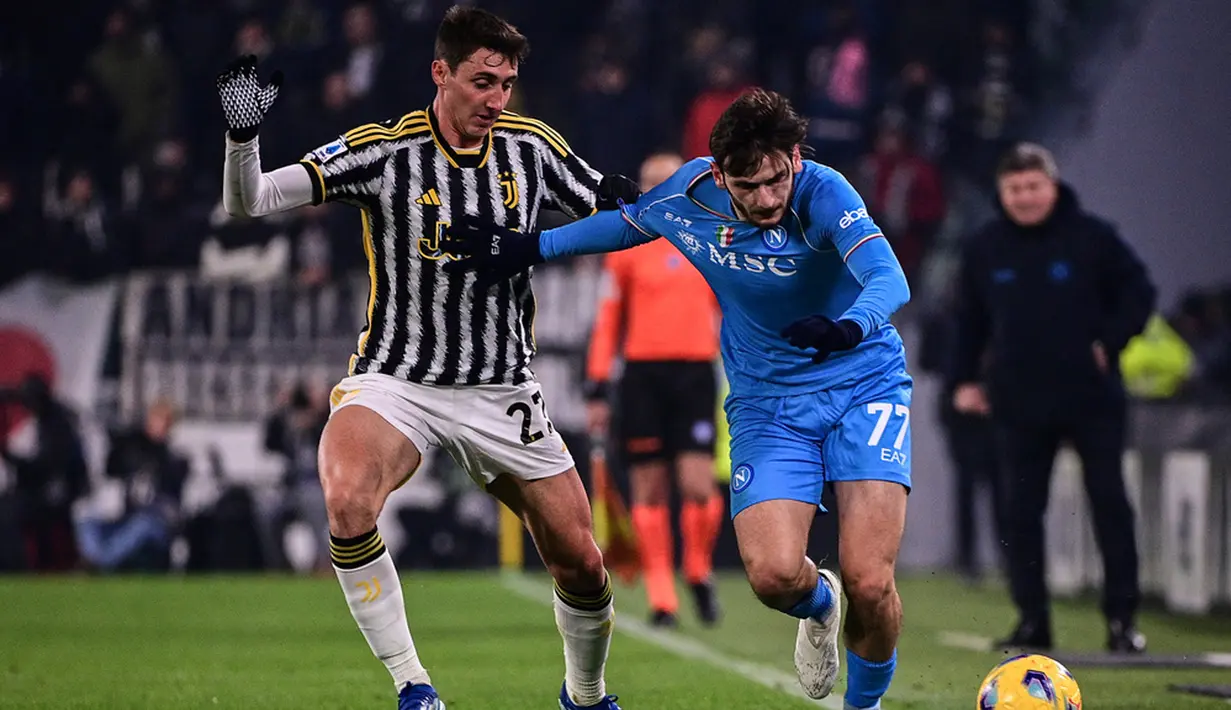 Pasukan Massimiliano Allegri unggul satu poin saja dari Inter Milan. (Marco Alpozzi/LaPresse via AP)