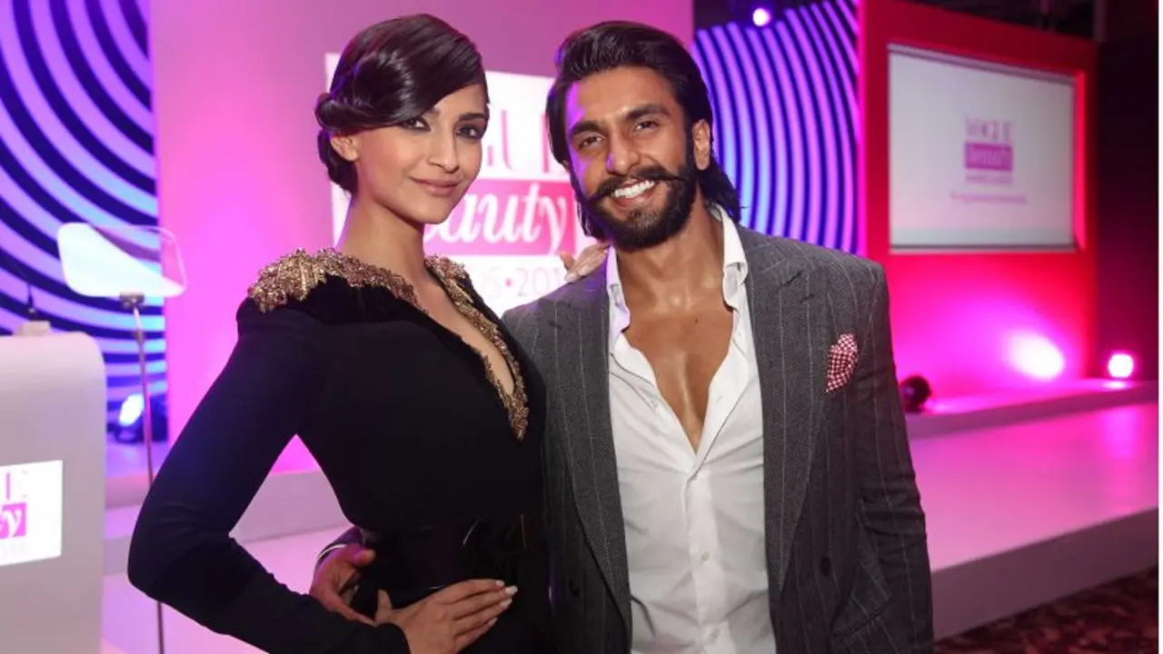 Netizen Minta Deepika Padukone Waspadai Ranveer Singh-Alia Bhatt