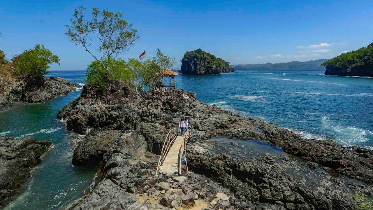 FOTO: Lembah Watu Pawon, Surga Tersembunyi Trenggalek dengan Misteri Suara Batu yang Menenangkan