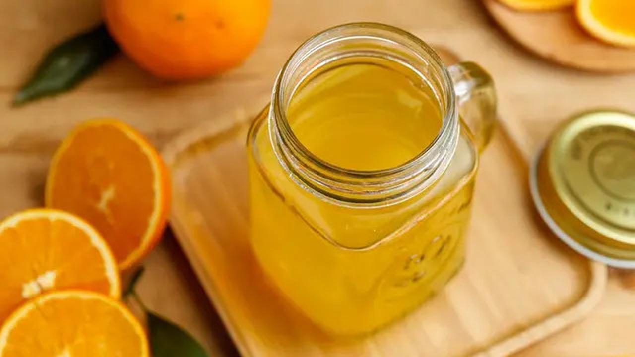 Rahasia Membuat Sirup Jeruk Segar, Cocok untuk Stok Minuman di Rumah