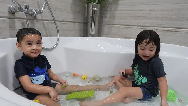 Rafathar Malik Ahmad dan Gempita Nora Marten