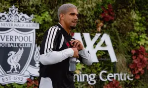 Ronald Araujo resmi gabung Liverpool dari Barcelona dengan status pinjaman jelang musim 2026/2027. (Dok. liverpoolfc.com)