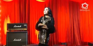 Cerita Dewi Gita dari penyanyi pop hingga jadi sinden.