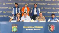 Polda Metro Jaya mengungkap kasus manipulasi kebocoran data nasabah BCA. (Liputan6.com/ Muhammad Radityo Priyasmoro)