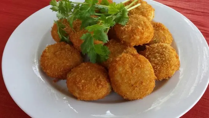 [Bintang] Gurihkan Makan Siang dengan Perkedel Telur Puyuh