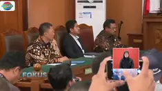 Sementara Setya Novanto kini dirawat di Rumah Sakit Siloam, Jakarta Selatan, karena sakit vertigo.