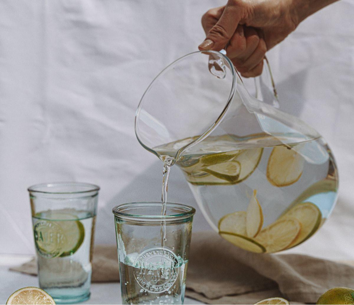 Apakah Infused Water Bisa Menurunkan Berat Badan?