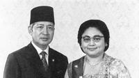 Potret kenangan Pak Harto dan Ibu Tien Soeharto. (Foto: Dok. Instagram @cendana.archives)