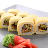 ilustrasi nasi gulung telur/copyright By WhiteYura (Shutterstock)