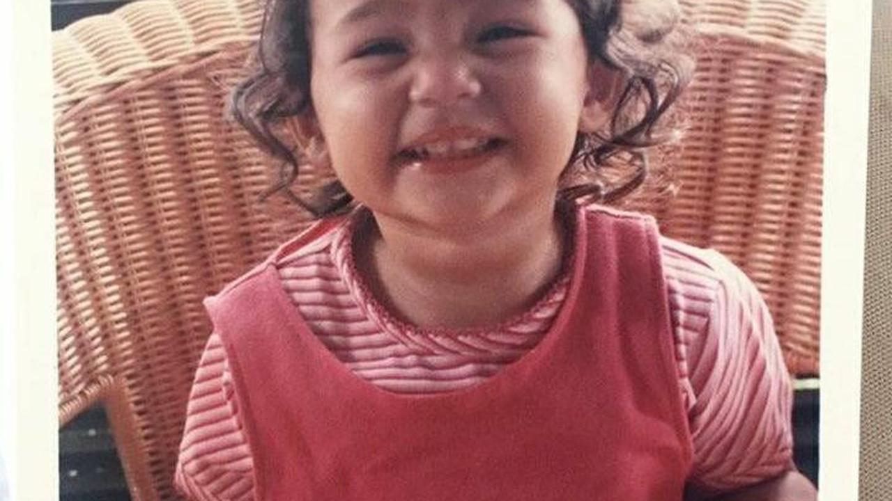 Jadi Model Sabun Bayi Sejak Balita, Ini 8 Potret Terkini Tatjana Saphira yang Penuh Pesona Elegan!
