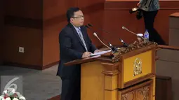 Menteri Keuangan Bambang Brodjonegoro saat memberikan paparannya saat Rapat Paripurna di Jakarta, (25/7). Rapat Paripurna tersebut membahas dua agenda yaitu laporan Badan Anggaran atas pendahuluan RAPBN 2017. (Liputan6.com/Johan Tallo)