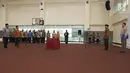 Suasana pelantikan Deputi Bidang Penindakan dan Direktur Penuntutan di gedung KPK, Jakarta, Jumat (6/4). Brigjen Pol Firli dilantik sebagai Deputi Penindakan KPK, sedangkan Supardi dilantik sebagai Direktur Penuntutan KPK. (Liputan6.com/Herman Zakharia)