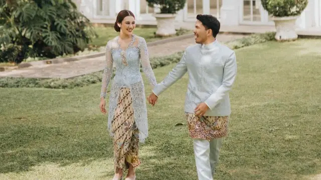 Aaliyah Massaid saat Tunangan. [@morden.co]