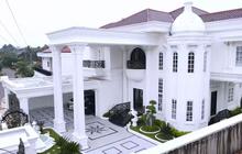 Boiyen Melongo Melihat Rumah Mewah Dini Nurdiyantini si Bos Daster 'Walaupun Cuannya Tipis