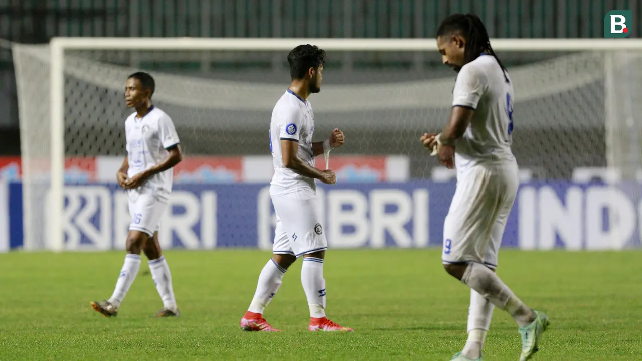 Foto: Sempat Unggul, Arema FC Jadi Korban Comeback PSS Sleman di Pekan Ketiga BRI Liga 1 2021 / 2022