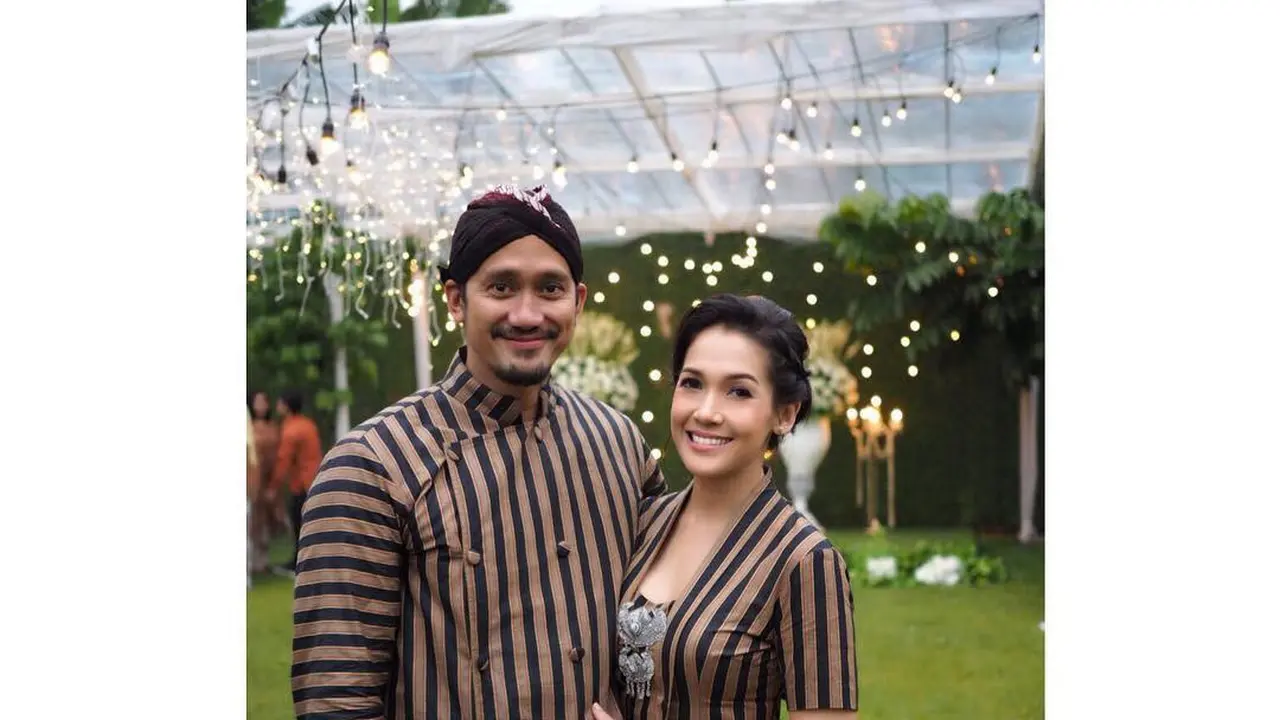 [Bintang] Tora Sudiro dan Mieke Amalia