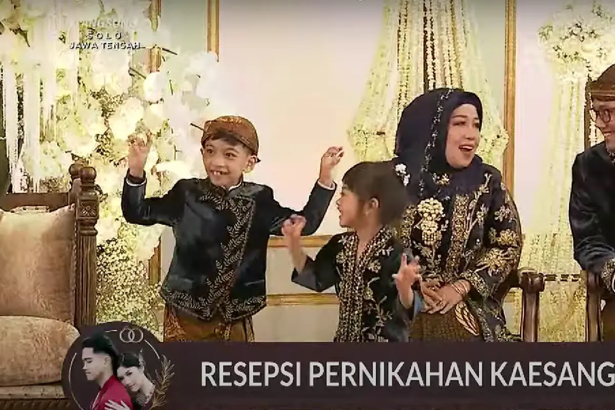 Jan Ethes dan Sedah Mirah di Ngunduh Mantu Kaesang - Erina