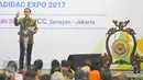 Presiden Joko Widodo (Jokowi) menyampaikan sambutan dalam pembukaan Konferensi Forum Rektor Indonesia 2017 di JCC, Jakarta, Kamis (2/2). Konferensi tersebut bertema "Mewujudkan Amanat Konstitusi Pendidikan Nasional". (Liputan6.com/Angga Yuniar)