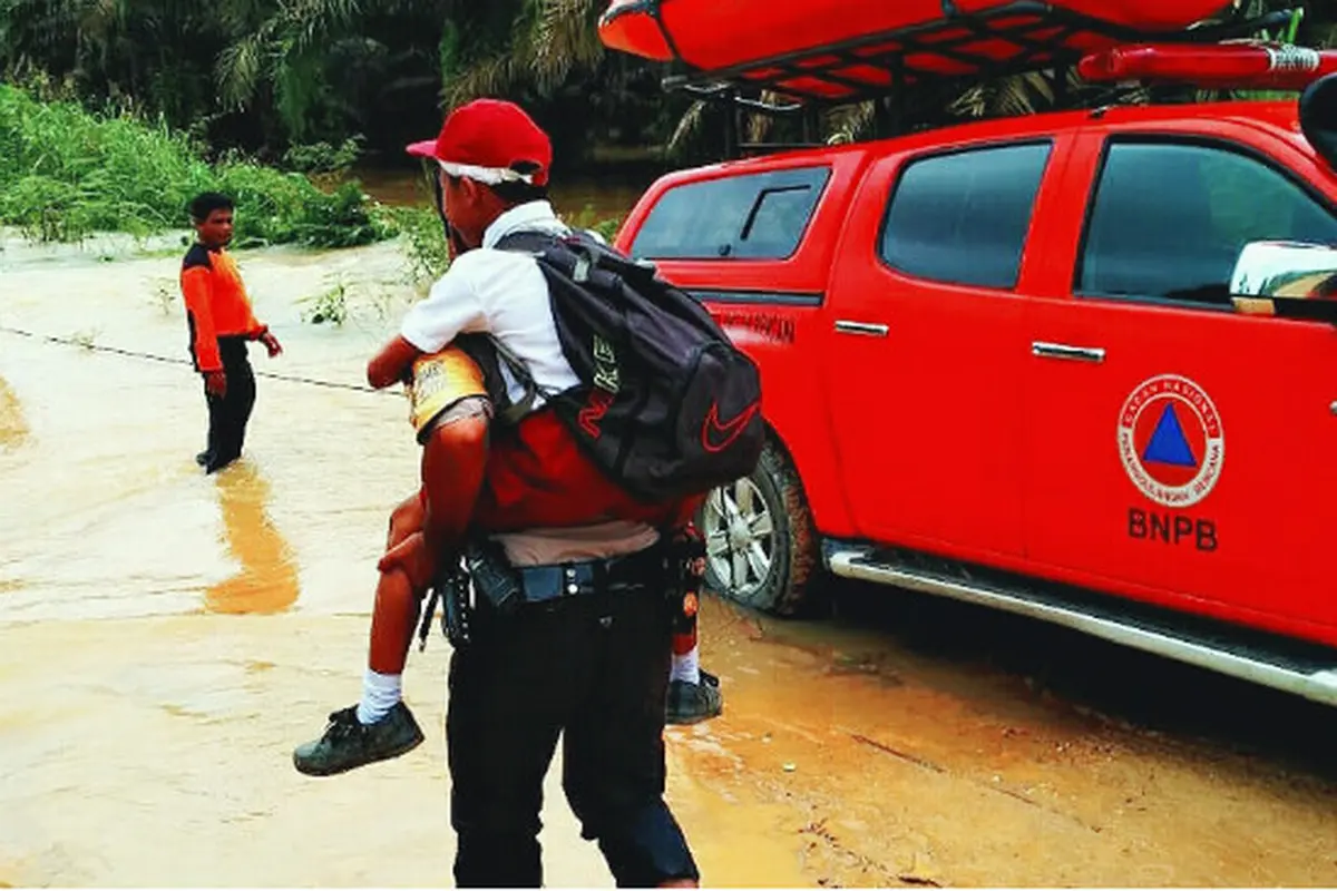 Nestapa Siswa di Kuansing Gagal Ujian Semester Gara-Gara Banjir