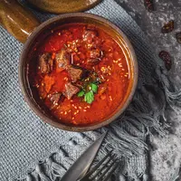 Ilustrasi makanan pedas. (Unsplash.com/Ting Tian).