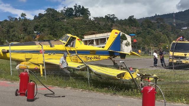 Pesawat Pelita Air tergelincir di Bandara Karubaga, Kabupaten Tolikara, Papua, pukul 09.15 WIT, Selasa (9/6/2020). (dok Polda Papua)