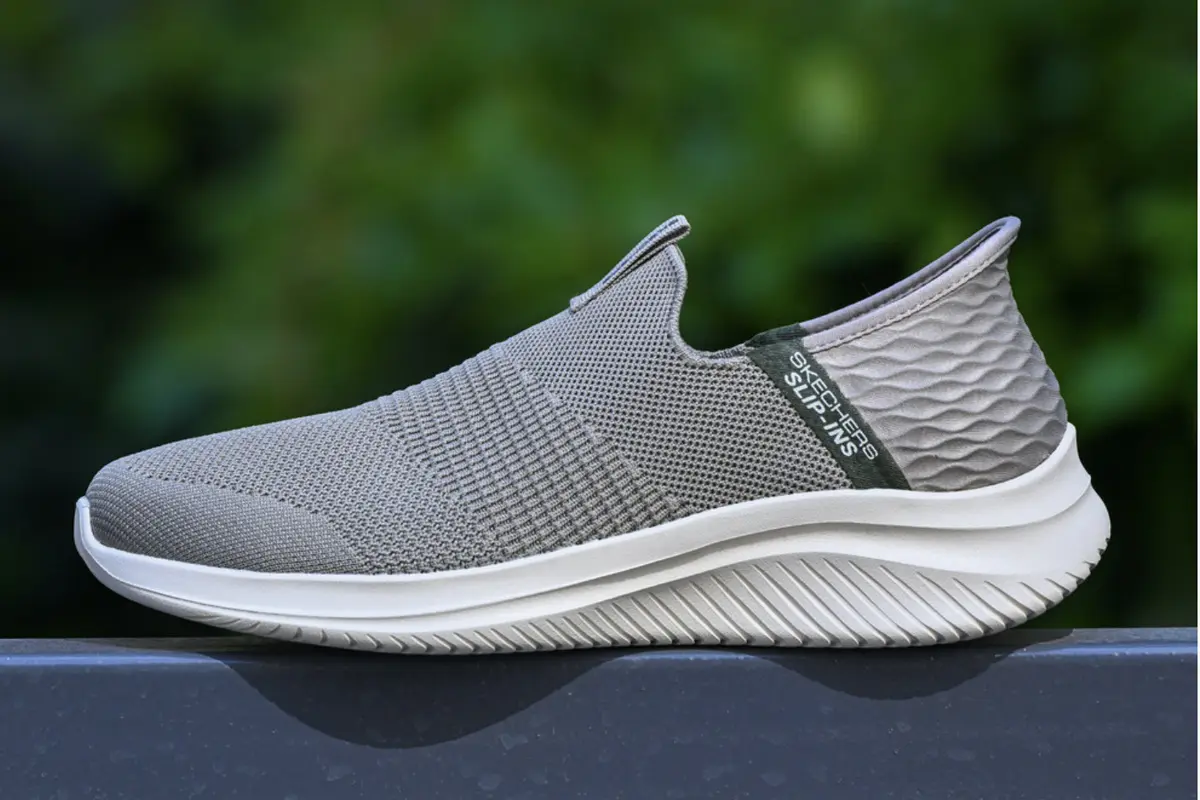Skechers