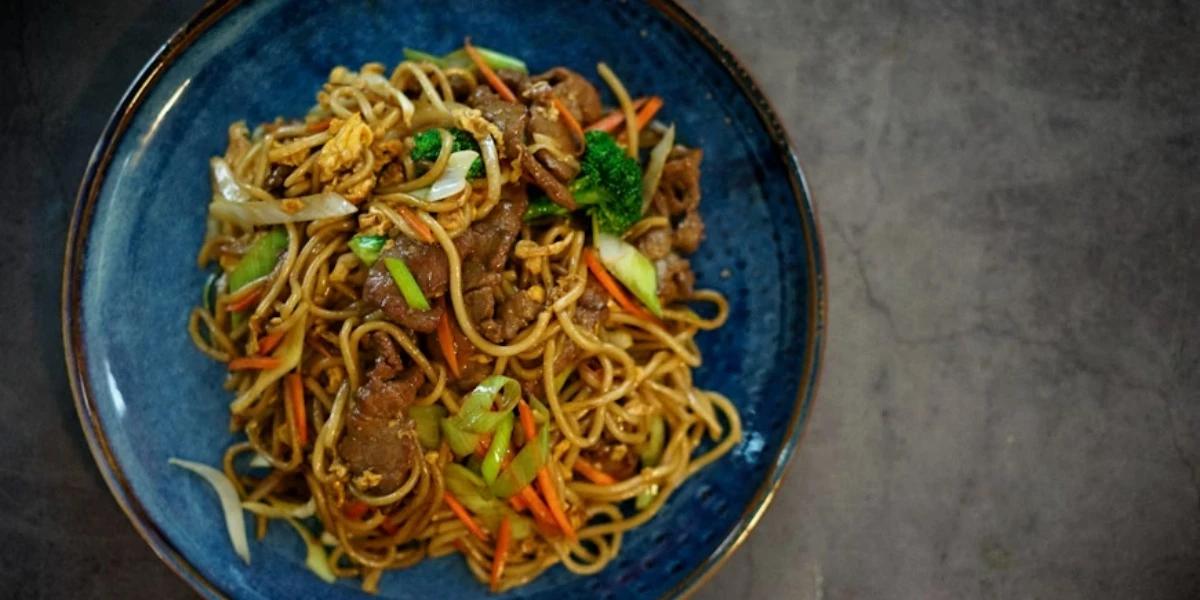 Ilustrasi Bakmi
