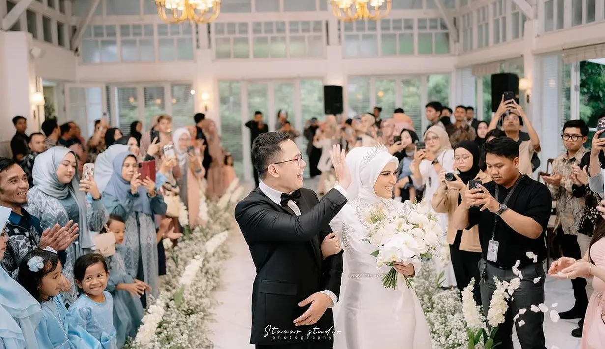 "Keluarga kandung Nadya sama sekali tidak diundang atau dikonfirmasi terkait pernikahan keduanya," ungkap Heru dalam wawancara yang diunggah di YouTube Intens Investigasi, Minggu (26/11/2023). [Instagram/nadyamustikarahayu]