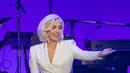 Lantaran sakitnya itu, beberapa hari setelah menjalani rawat inap Lady Gaga pun menunda turnya di Eropa. Bahkan ia juga membatalkan penampilannya di Rock in Rio. (AFP/Jim Chapin)