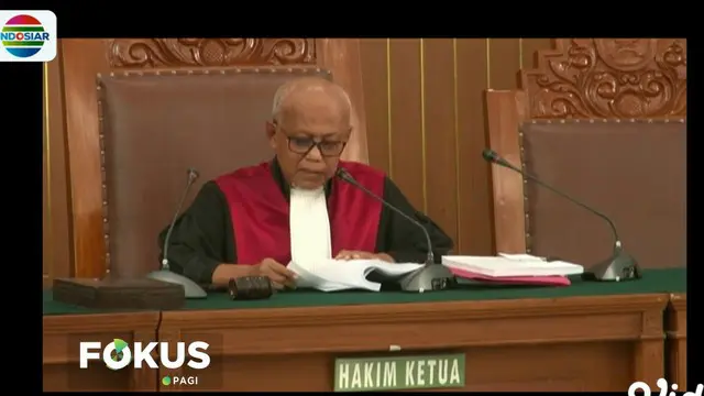 Dalam amar putusannya, hakim Achmad Guntur menolak seluruh gugatan yang diajukan pihak pemohon.