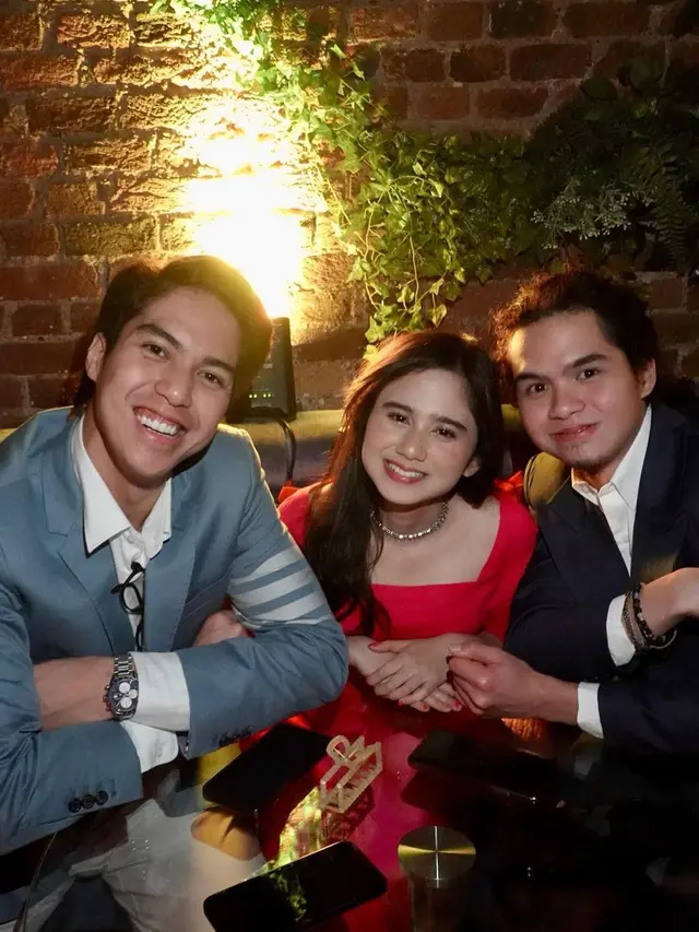 6 Potret Tissa Biani dan Dul Jaelani dalam Acara Henna Night di London