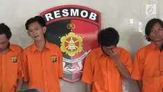 Polda Metro Jaya menangkap komplotan preman yang biasa memeras para sopir bajaj mereka telah melakukan pemerasan sejak 2015