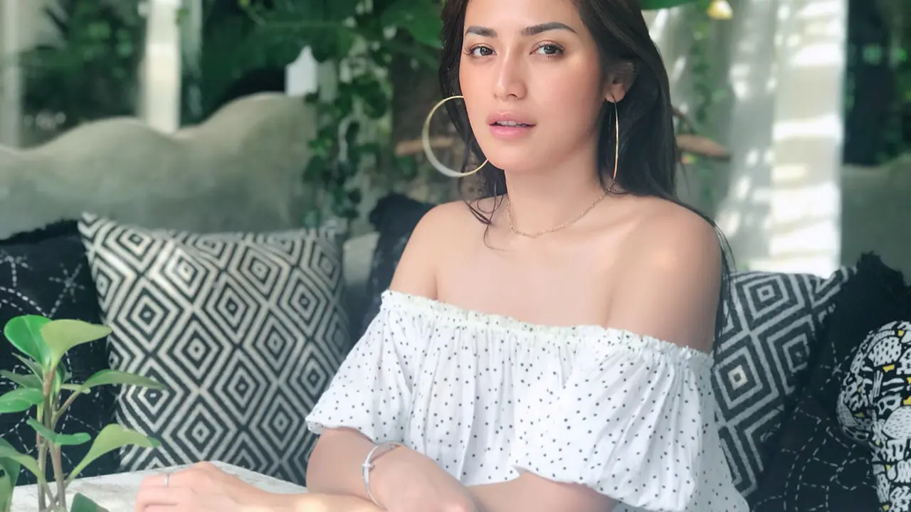 Alami Alergi Pada Wajah Ini 7 Potret Jessica Iskandar Tanpa Makeup