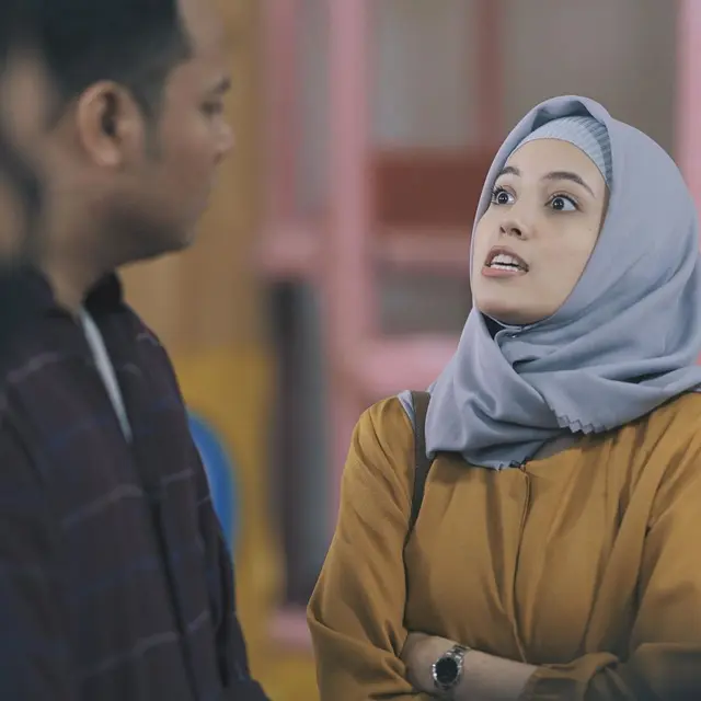 Potret Anggika Bolsterli Kenakan Hijab Curi Perhatian. (Sumber: Instagram/anggikabolsterli)