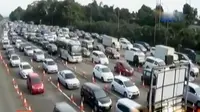 Segmen 1: Kawasan Puncak Macet Total hingga Wisatawan Telantar