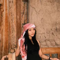 Intip gaya busana Wendy Walters terjebak di Dubai (@wendywalters)