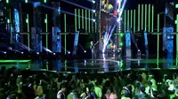 Jamrud Bikin Penonton Nyanyi Bareng di Konser Raya 31 Indosiar Luar Biasa