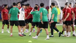 Shin Tae-yong mengungkapkan, pertandingan ini akan berjalan sulit untuk tim Merah Putih, pasalnya Albicaleste merupakan tim peringkat satu dunia dan perbedaan peringkat yang terlampau jauh dengan timnas Indonesia. (Liputan6.com/Helmi Fithriansyah)
