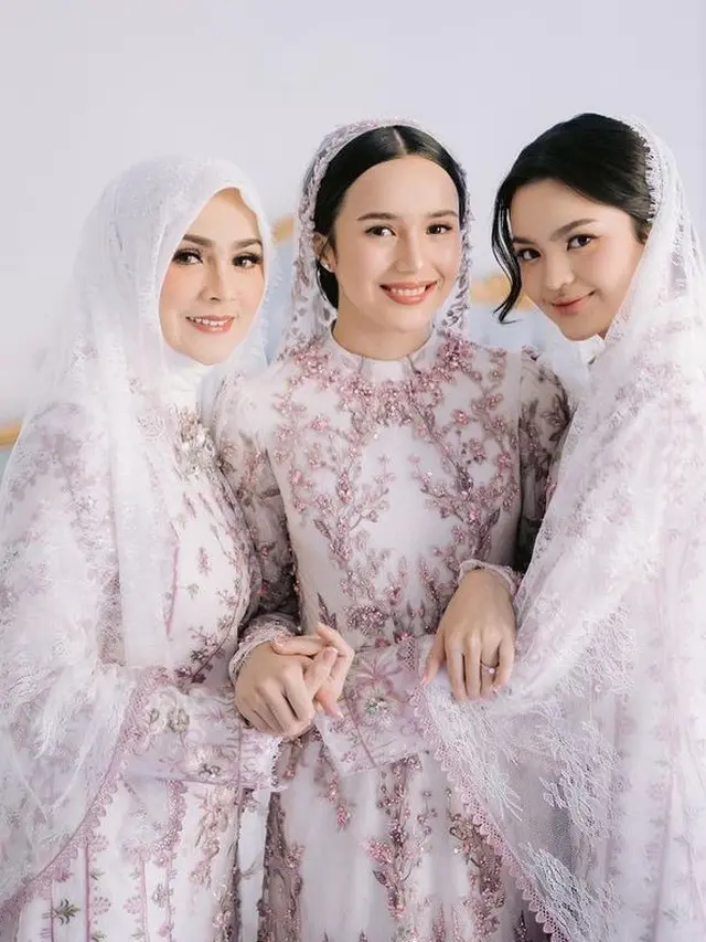 Tampilan Cut Keysha Adik Beby Tsabina.