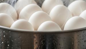 Mengukus Telur agar Tidak Pecah dan Mudah Dikupas