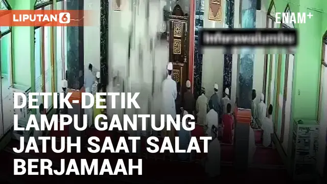VIDEO: Ngeri! Lampu Gantung Masjid di Narogong Jatuh Saat Sholat Berjamaah