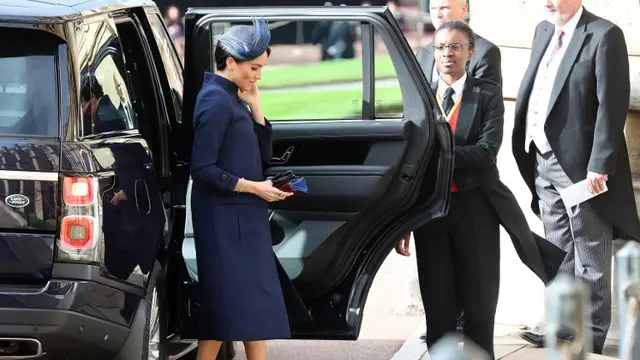 Gaya Busana Meghan Markle