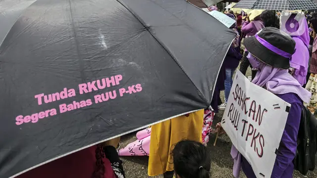 FOTO: Unjuk Rasa Mendesak Pengesahan RUU TPKS